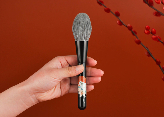 Vonira Beauty Glitter Zilver Handgemaakte Duurzame Hartvormige Stiftingsborstel voor Luxe Make-up Toepassing
