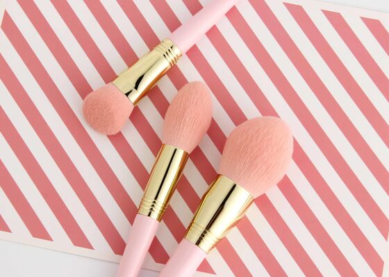 Vonira Beauty Schuine Buffer Foundation Kwast met Veganistisch, Dierproefvrij Taklon Synthetisch Haar en Recyclebare Berkenhouten Handvat