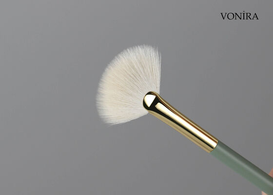 Vonira Custom Groothandel Natuurlijke Witte Geitenhaar Waaiervormige Highlighter Kwast met Private Label Service