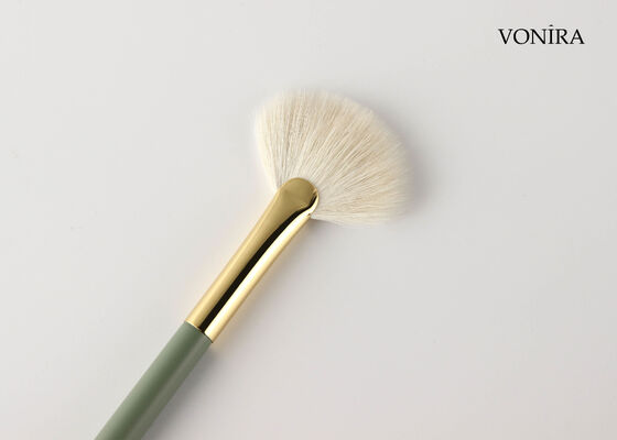 Vonira Custom Groothandel Natuurlijke Witte Geitenhaar Waaiervormige Highlighter Kwast met Private Label Service