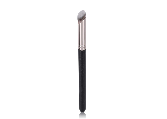 Schuine Vinger Concealer Kwast met Korte Steel Geen Verlies Handgemaakt voor een Perfecte Afwerking